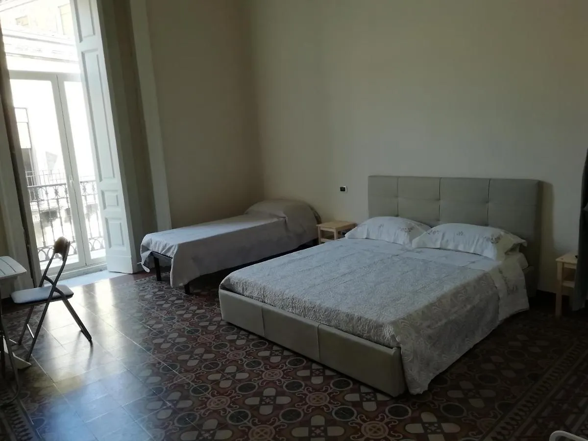Hotel Holiday Time Catania Italien